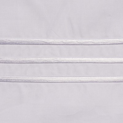 3 Lines - Czarre Fine Linens
